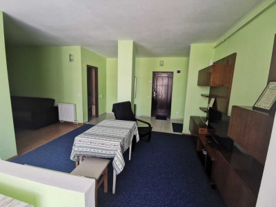 Apartament cu 2 camere in Floresti