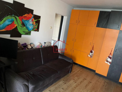 Oferim spre vanzare apartament cu 2 camere, situat în cartierul Gheorgheni,