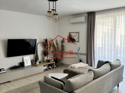 3 camere , 74 mp,  parcare, terasa, zona str.Augustin Presecan, Andrei Muresanu