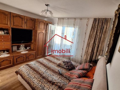 Oferim spre achizitie apartament cu 1 camere in cartierul Zorilor