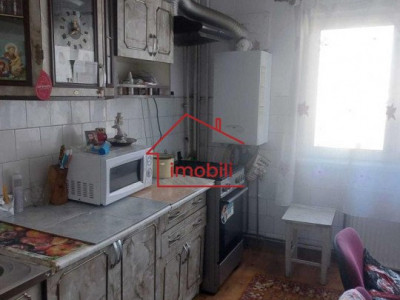 Apartament cu 3 camere decomandat in Marasti