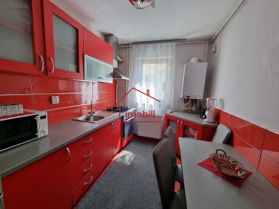 Oferim spre achizitie apartament cu 3 camere in cartierul Manastur