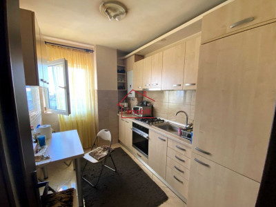 2 camere ,decomandat, 52 mp,  terasa, zona str.Traian Vuia