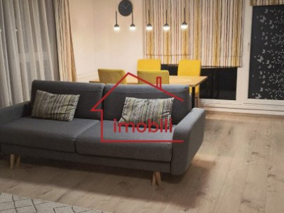 Oferim spre inchiriere apartament cu 2 camere lux, et1, in cartierul Centru