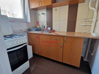 Oferim spre achizitie apartament cu 1 camere in cartierul Zorilor