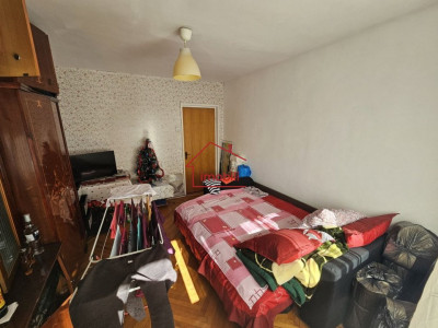 Vanzare apartament 2 camere, 2 balcoane, etaj 3/4, Cinema Marasti