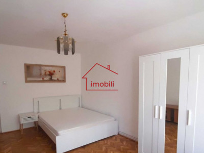 Oferim spre inchiriere apartament 2 camere in Zorilor cu CT, etaj 1/4