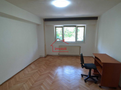 2 camere, supraf. desf. 74 m.p. Calea Dorobantilor,Cluj-Napoca