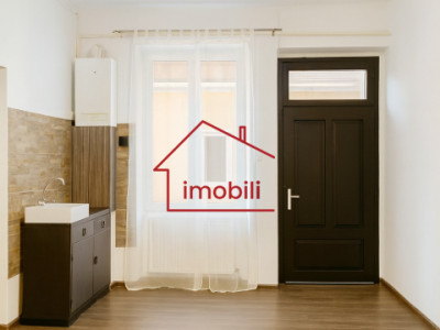Apartament-ultracentral  ideal investiție! Lângă Facultatea de Drept | Parcare