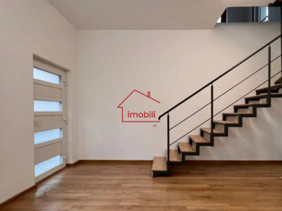 Spațiu pentru birouri – poziție ultracentrală, acces direct din stradă