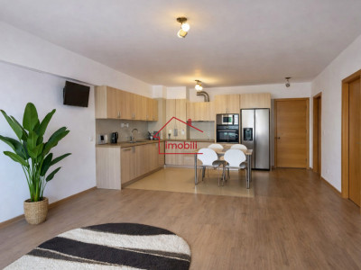 2 camere in ansablu de lux,  piscina, teren de tenis si paza 24/24 in Gheorgheni