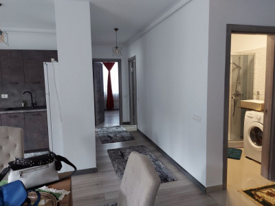 Apartament cu 3 camere in Floresti