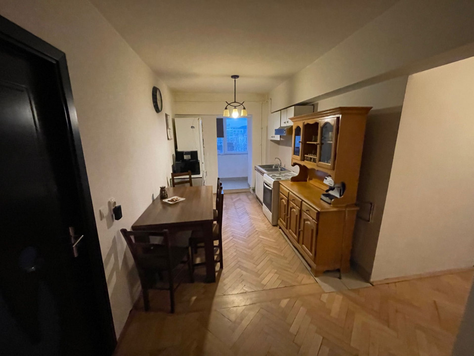 Apartament cu 3 camere decomandate in Marasti 3